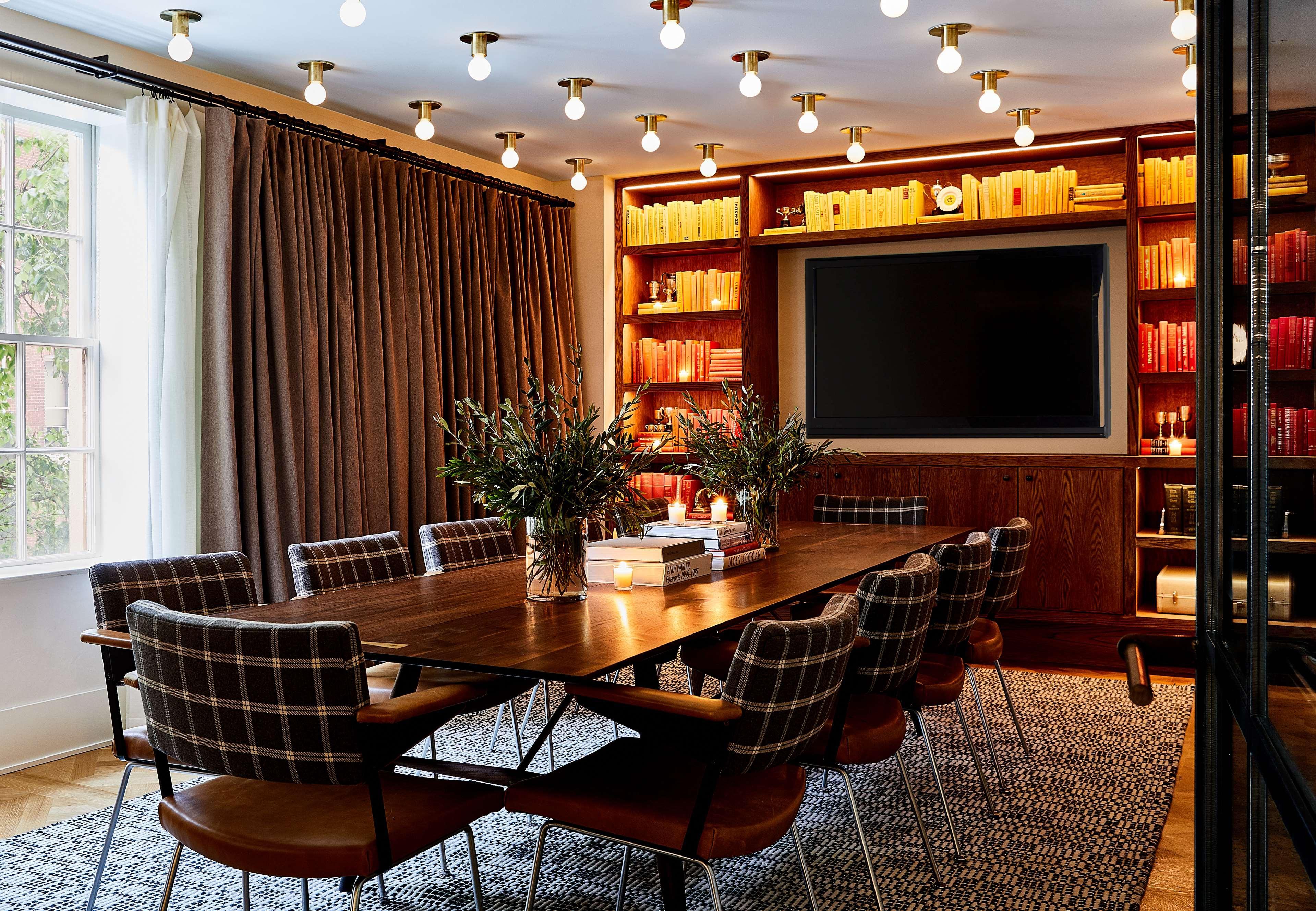 Revival 4* Baltimore