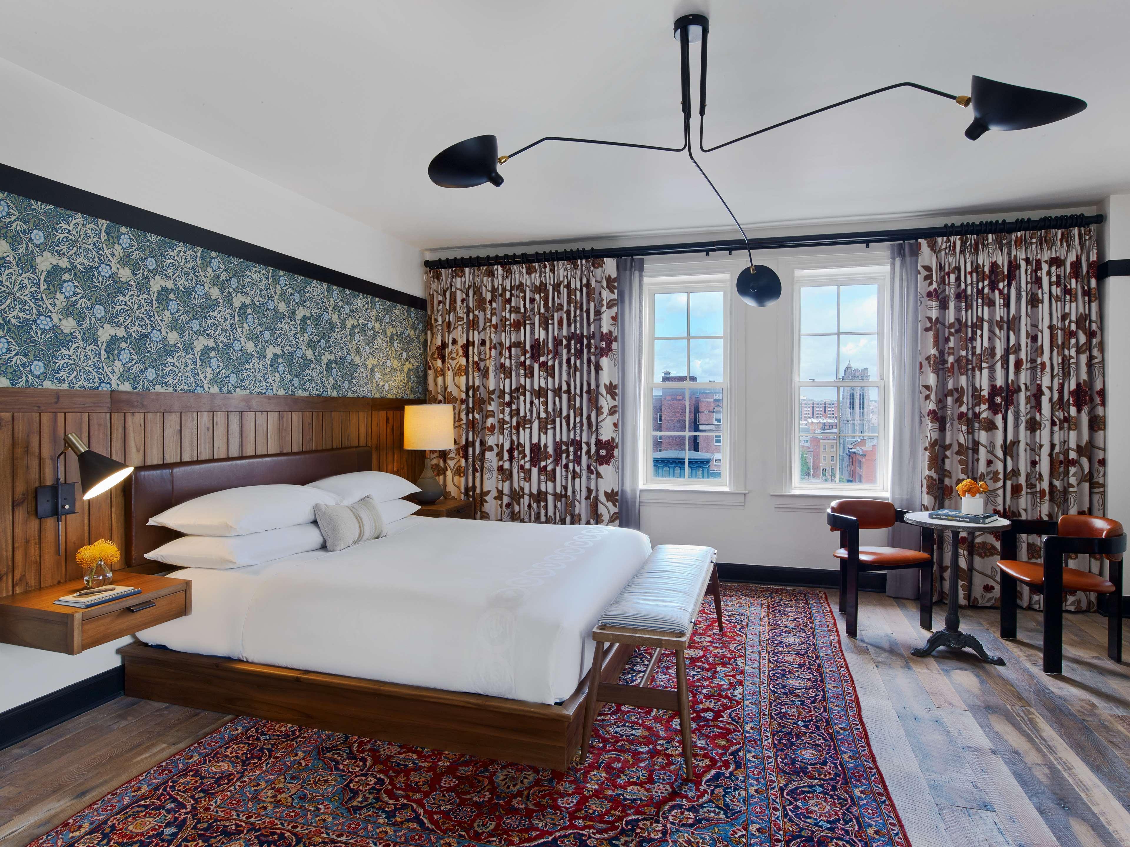 Hotel Revival