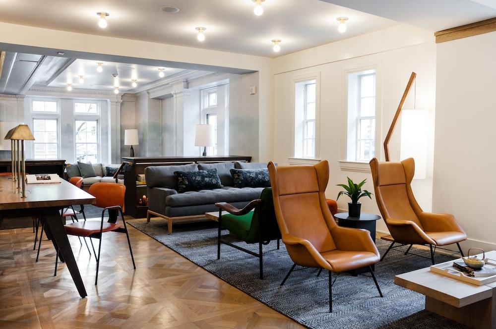 Revival Hotel 4*