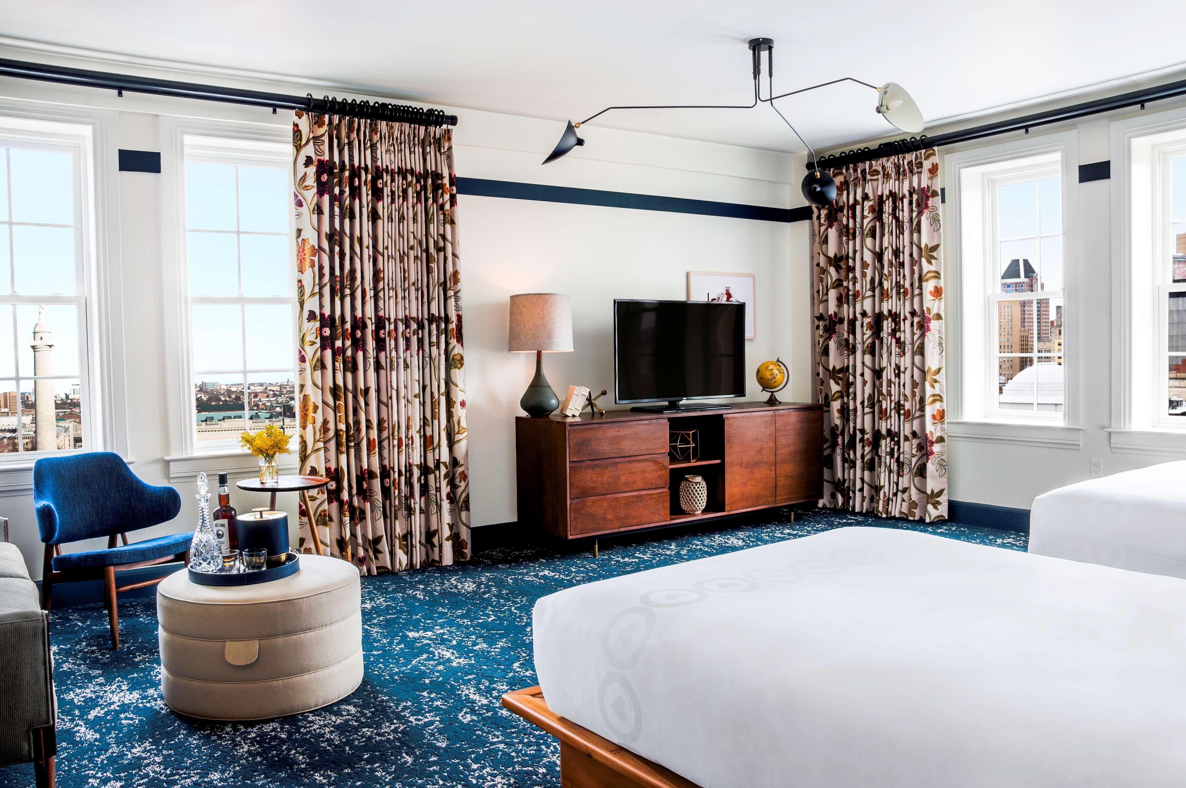 Hotel Revival